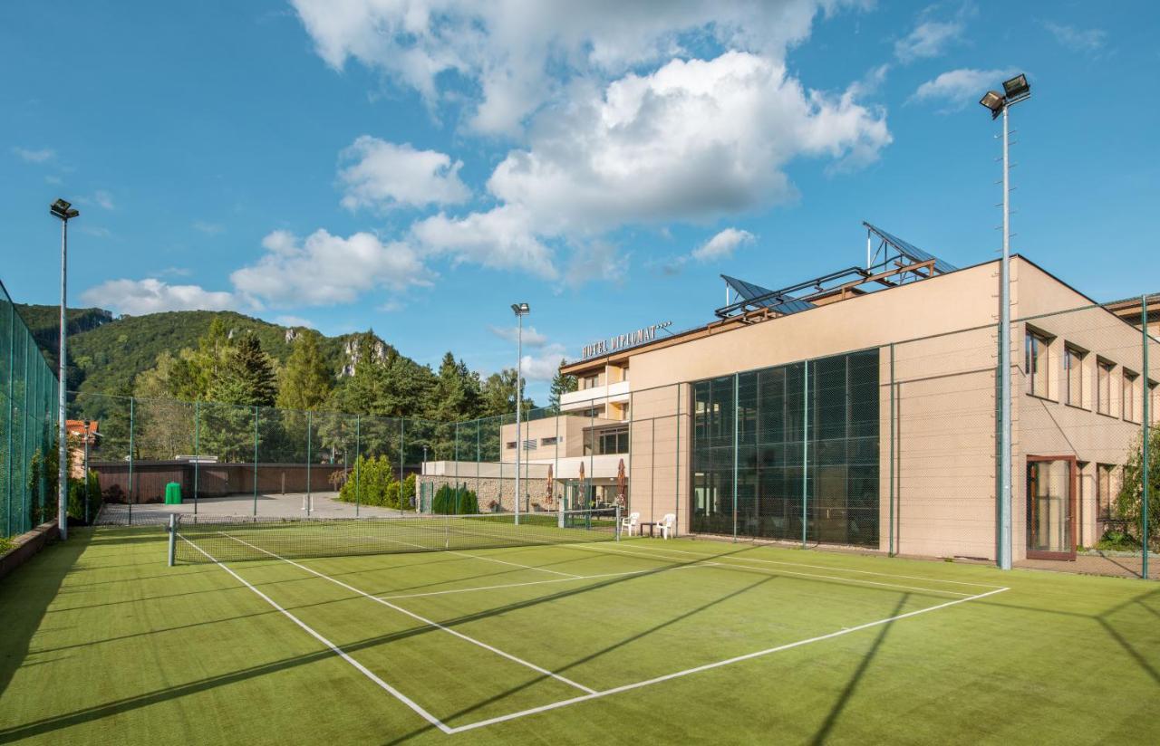 Wellness Hotel Diplomat Rajecké Teplice Exterior foto