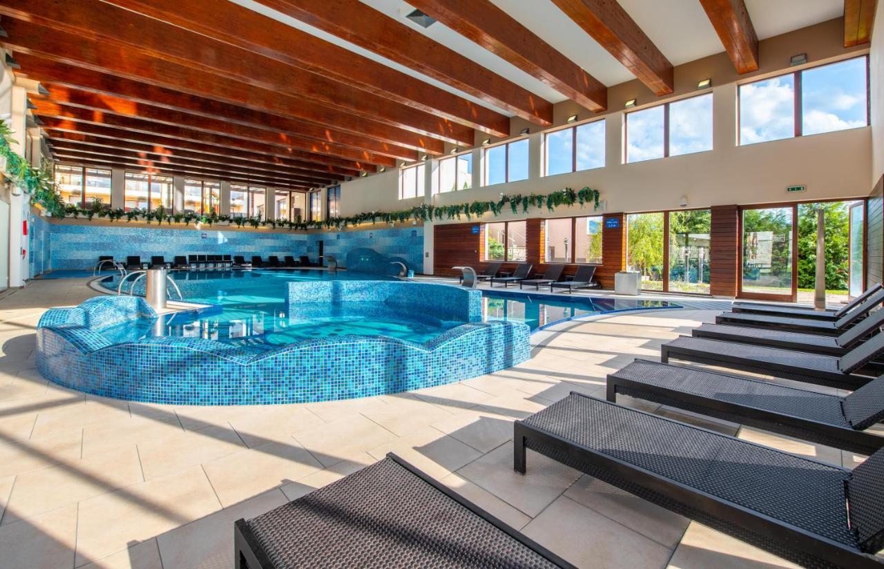 Wellness Hotel Diplomat Rajecké Teplice Exterior foto